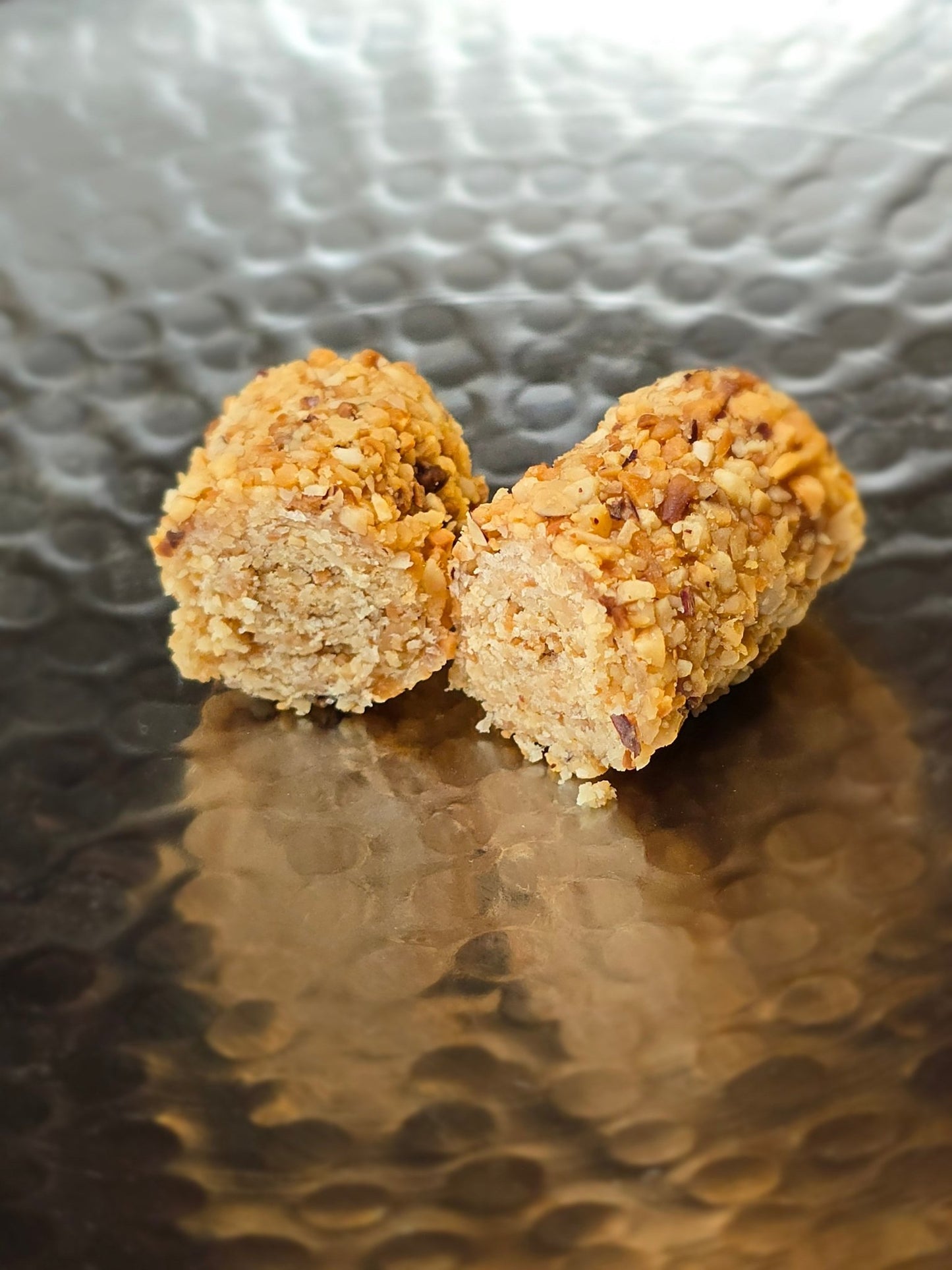 6 pieces Almond & Hazelnut Rolls - Gourmessa